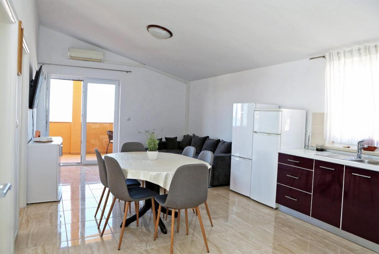 Apartmani Cili Miletici Exteriör bild