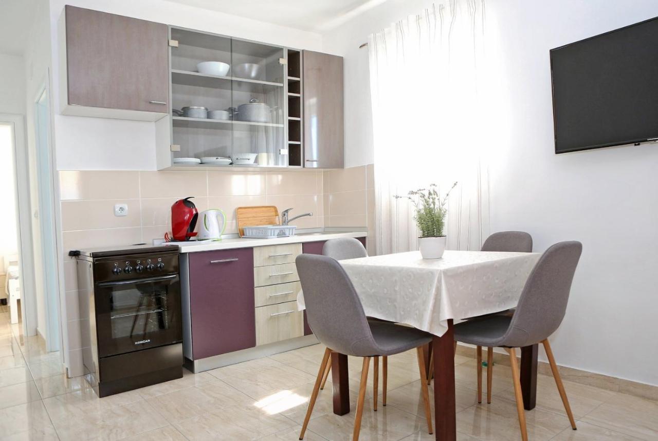 Apartmani Cili Miletici Exteriör bild