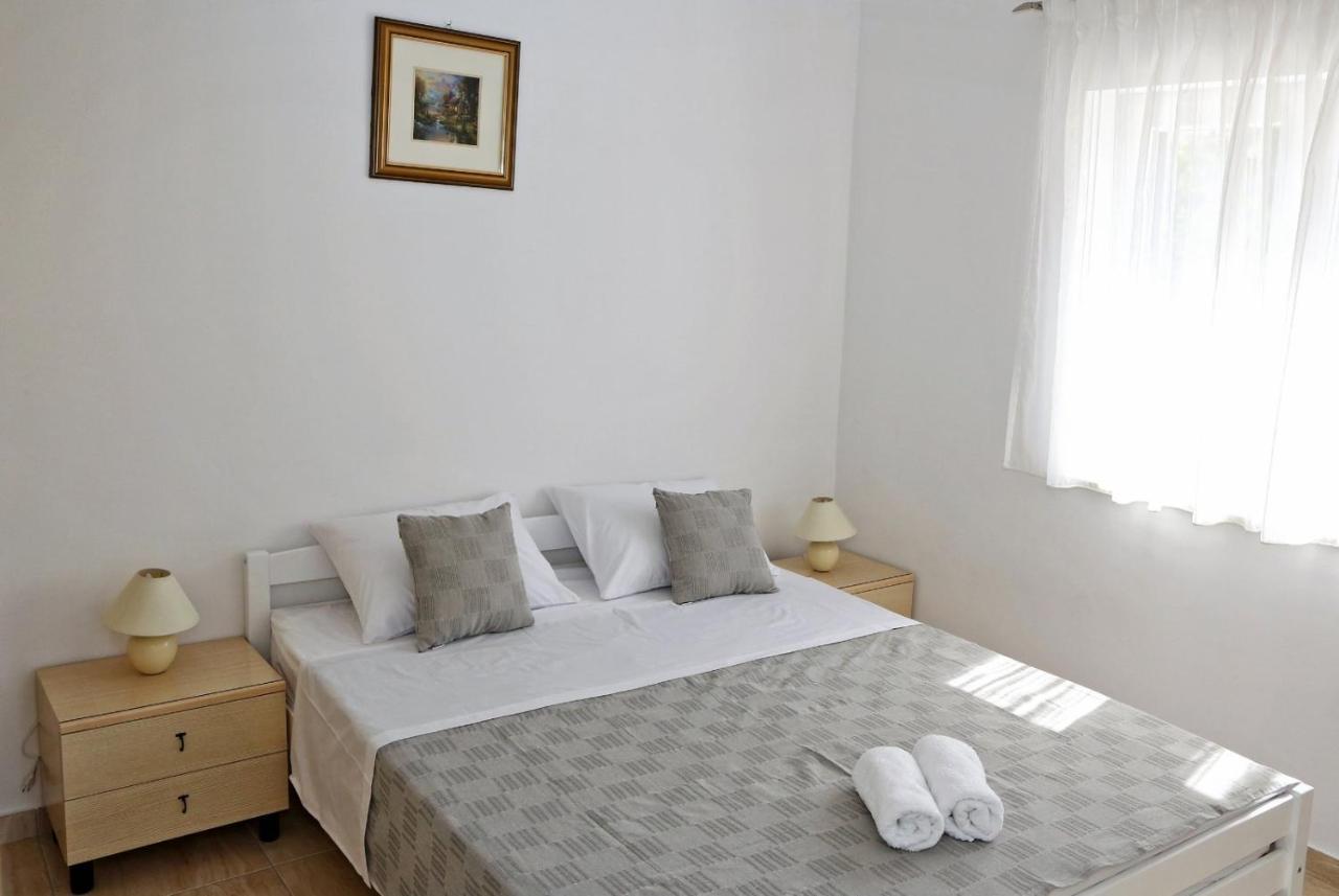 Apartmani Cili Miletici Exteriör bild