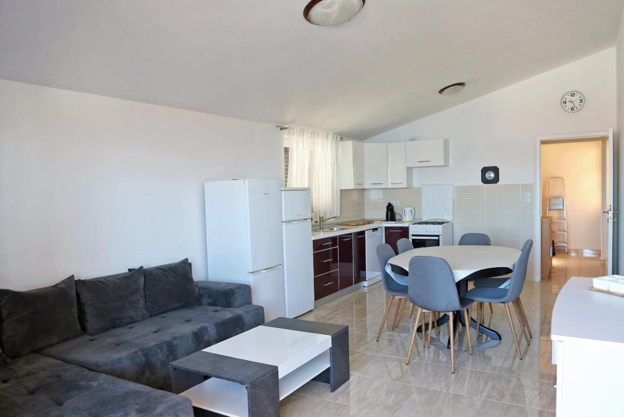 Apartmani Cili Miletici Exteriör bild